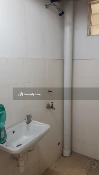 Rumah Pangsa Sri Orkid (Ehsan Jaya), Jalan EJ 8/2, Taman 