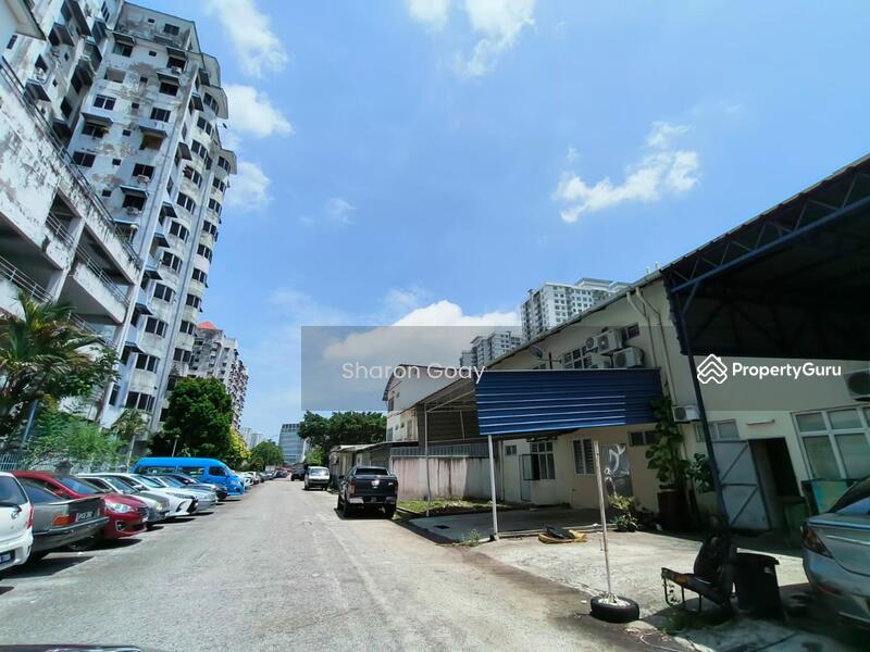 Untuk Dijual - 2 storey commercial shop at Relau