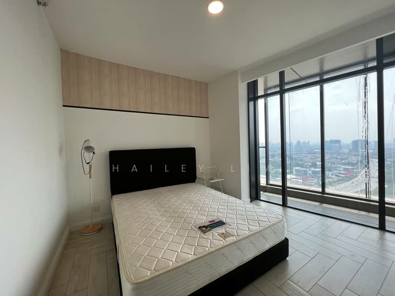 Servis Apartment untuk Disewa di Marriot International Hotel @ Empire City - Hailey Lim - Second Bedroom - PropertyGuru.com.my
