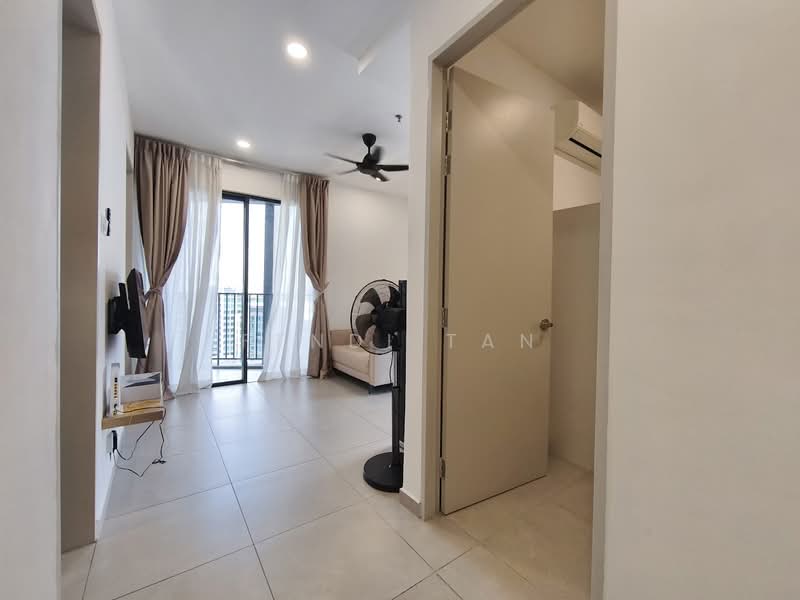 Servis Apartment untuk Disewa di YOLO Signature Suites - Fendi tan - Living Room - PropertyGuru.com.my
