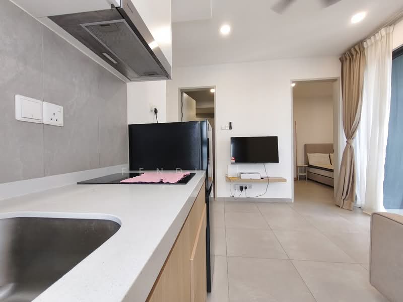 Servis Apartment untuk Disewa di YOLO Signature Suites - Fendi tan - Kitchen - PropertyGuru.com.my