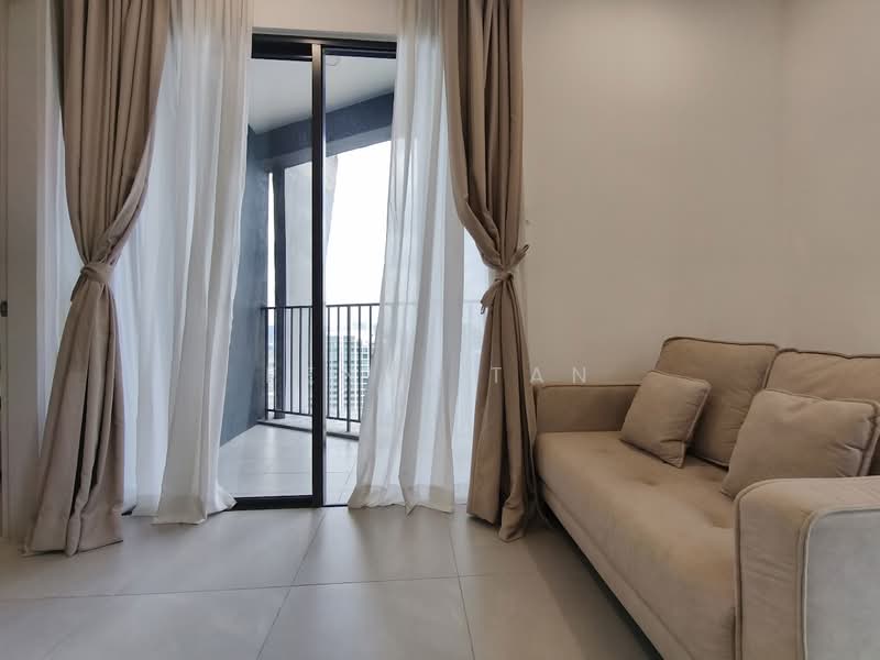 Servis Apartment untuk Disewa di YOLO Signature Suites - Fendi tan - Living Room - PropertyGuru.com.my