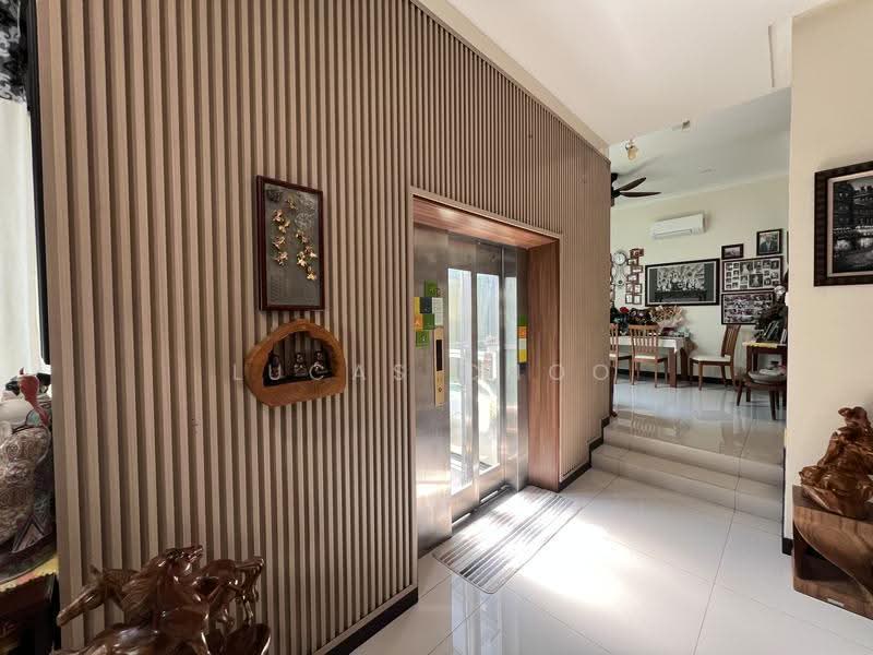 Rumah Berkembar untuk Dijual di Ampang Jaya (Ampang) - Lucas Choo - Entrance - PropertyGuru.com.my