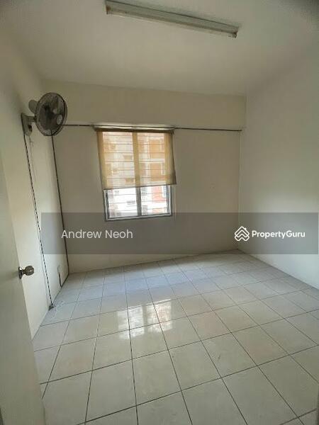 For Rent - Garden Park