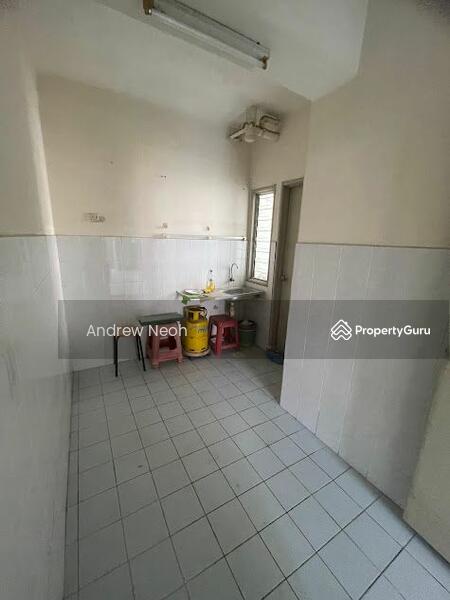 For Rent - Garden Park