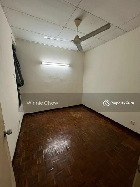 Untuk Disewa - Townhouse at Bukit Rimau