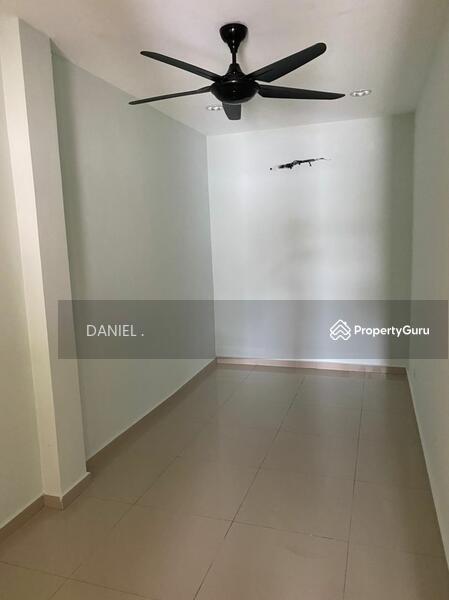 For Sale - SEKSYEN 8, PETALING JAYA, SELANGOR.