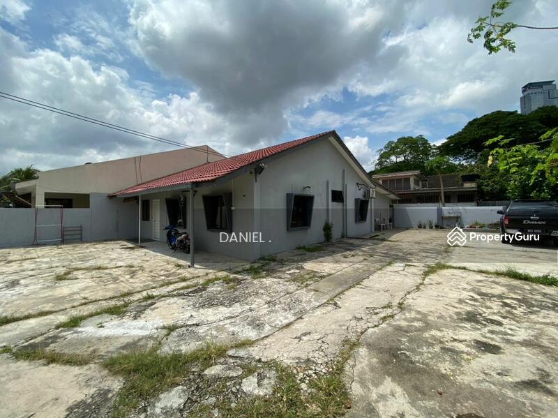 For Sale - SEKSYEN 8, PETALING JAYA, SELANGOR.