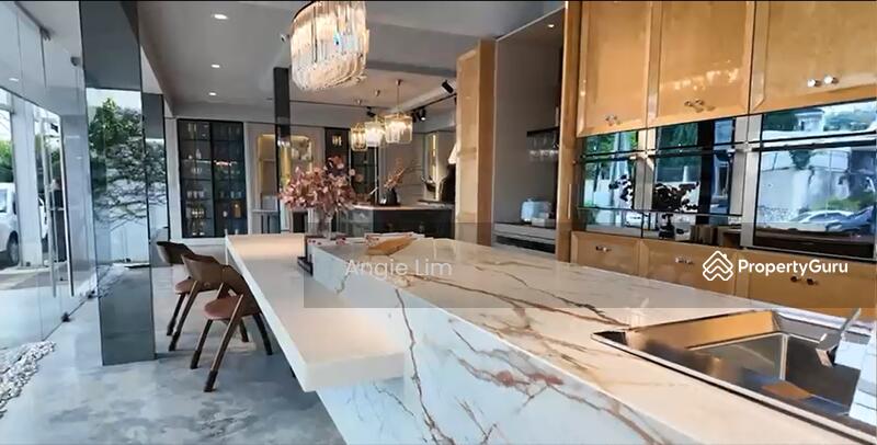 Untuk Dijual - Bangsar Shopping Centre