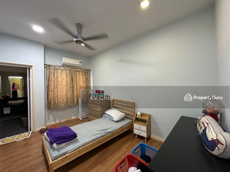Untuk Dijual - Lake Fields
