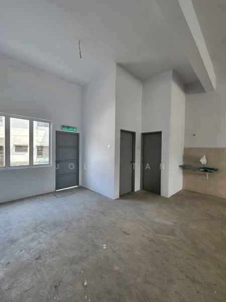 Shop for Sale in Bandar Bukit Raja (Klang) - Jolie Tan - Interior - PropertyGuru.com.my