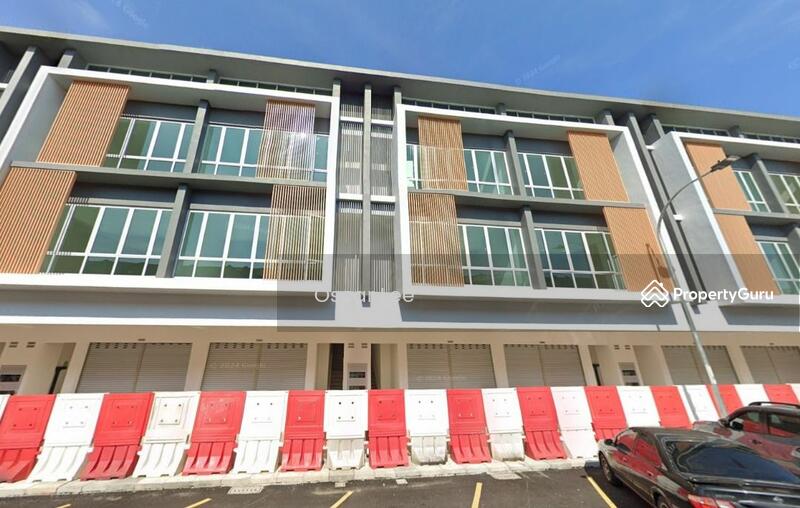 For Sale - ( ROI 5.17 ) Bandar Tasik Puteri 3sty Main Road Shop For Sale Rawang