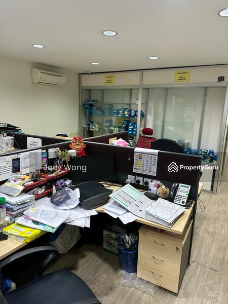 Untuk Disewa - Kuchai Business Centre, Kuchai Lama