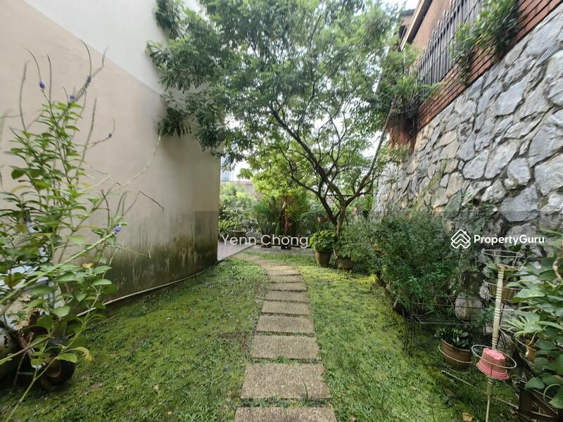 Untuk Dijual - Bungalow House at Taman Salak Selatan / Sri Petaling