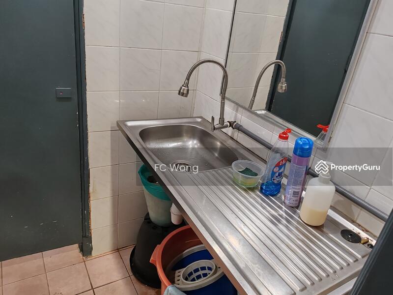 Sink for Ground Shop for Rent