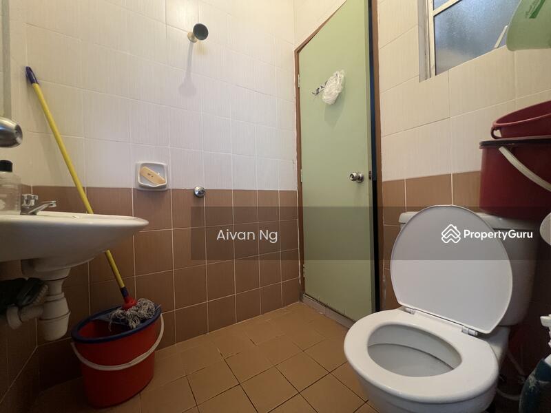 For Sale - Palm Walk