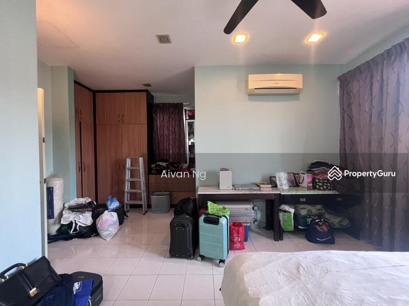 For Sale - Palm Walk