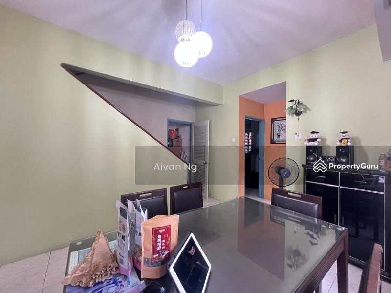 For Sale - Palm Walk