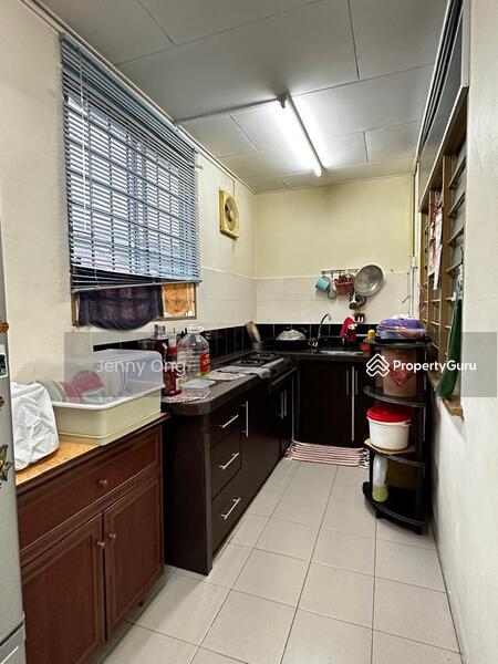 For Sale - Intermediate Corner Taman Seri Serdang