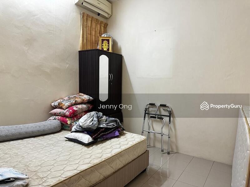 For Sale - Intermediate Corner Taman Seri Serdang