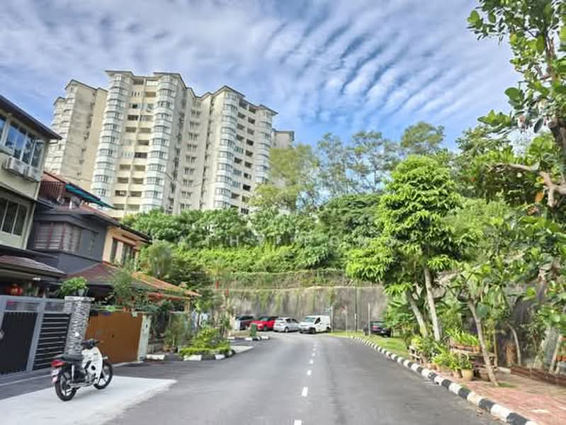 2.5-storey Terraced House for Sale in KL City Centre (Kuala Lumpur) - Kathy Pong - Exterior - PropertyGuru.com.my