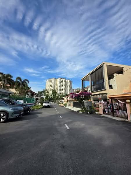 2.5-storey Terraced House for Sale in KL City Centre (Kuala Lumpur) - Kathy Pong - Exterior - PropertyGuru.com.my