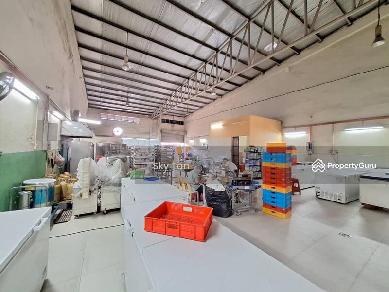 For Sale - Taman Desa Cemerlang 1.5 Storey Terrace Factory 40x120