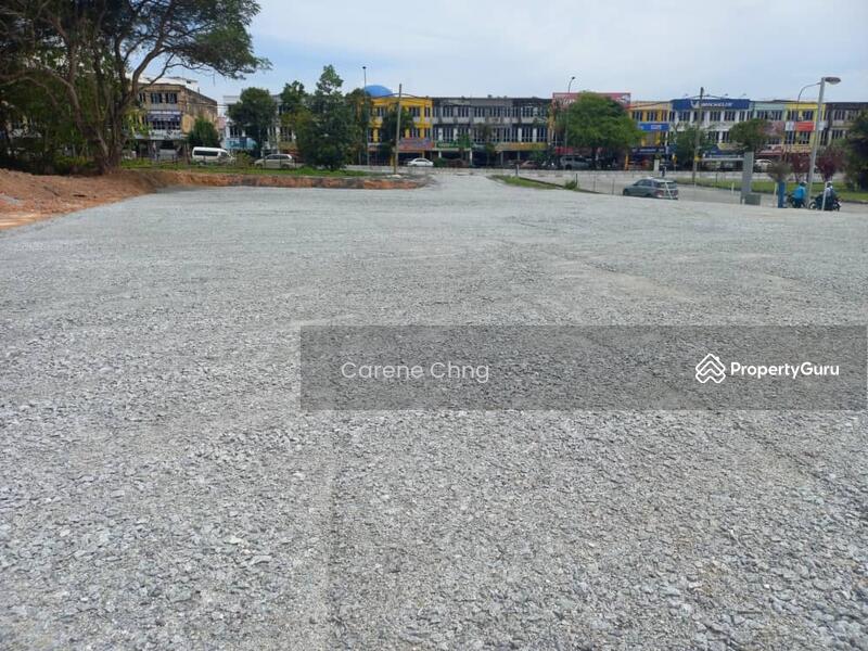 For Sale - Facing Main Road Commercial Land For Sale at Bandar Country Homes Rawang