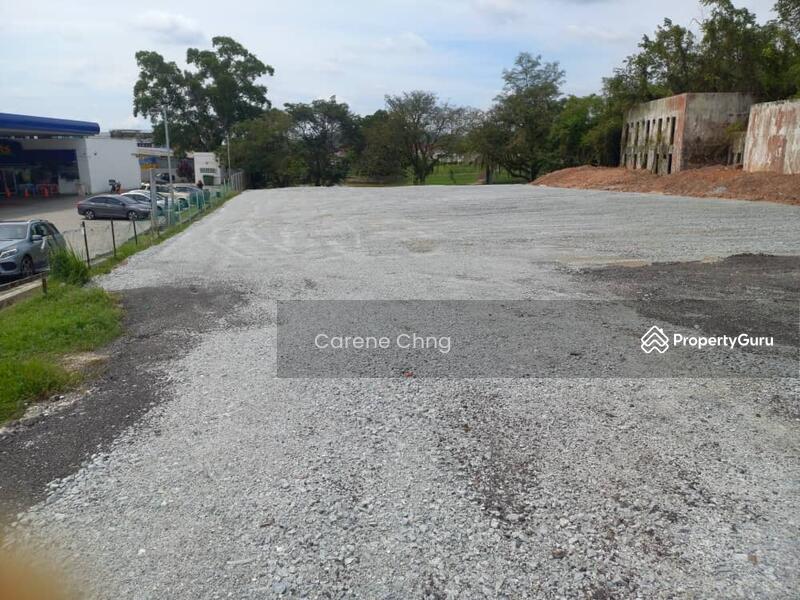 For Sale - Facing Main Road Commercial Land For Sale at Bandar Country Homes Rawang