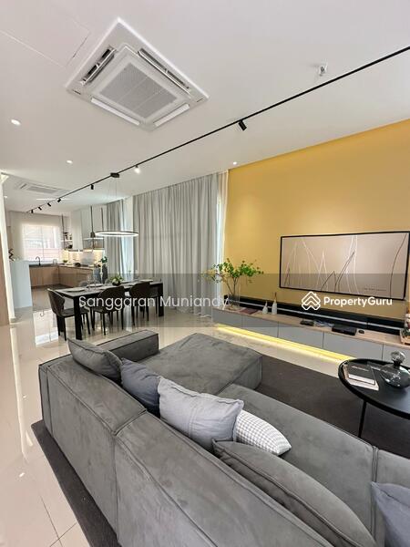 Untuk Dijual - Rumah Teres Dua Tingkat di Kubang Semang Penang