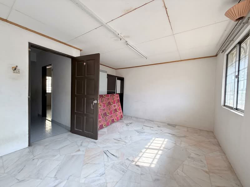 Untuk Dijual - Terrace house at Taman Segambut , Jalan Kuching