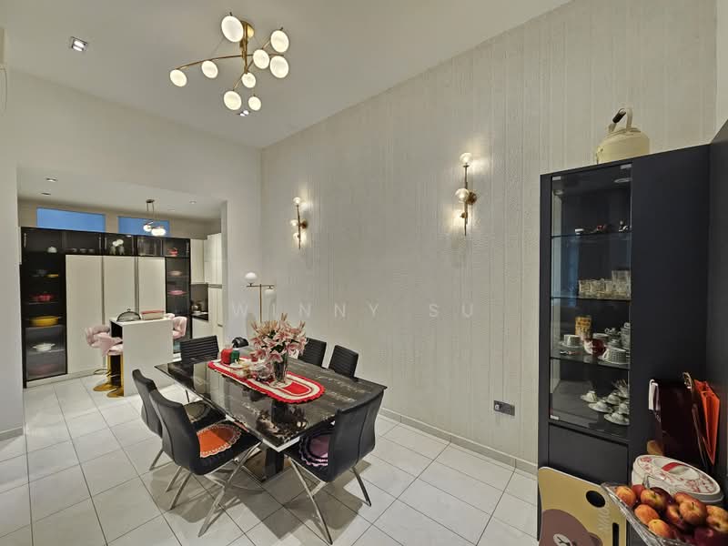 Rumah Berkembar untuk Dijual di Bukit Jelutong (Shah Alam) - Winny Su - Dining Room - PropertyGuru.com.my
