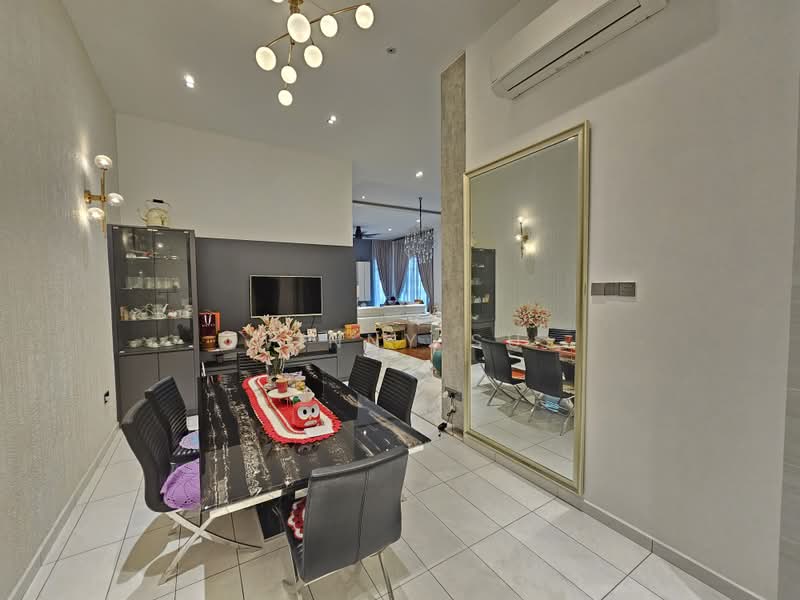 Rumah Berkembar untuk Dijual di Bukit Jelutong (Shah Alam) - Winny Su - Dining Room - PropertyGuru.com.my