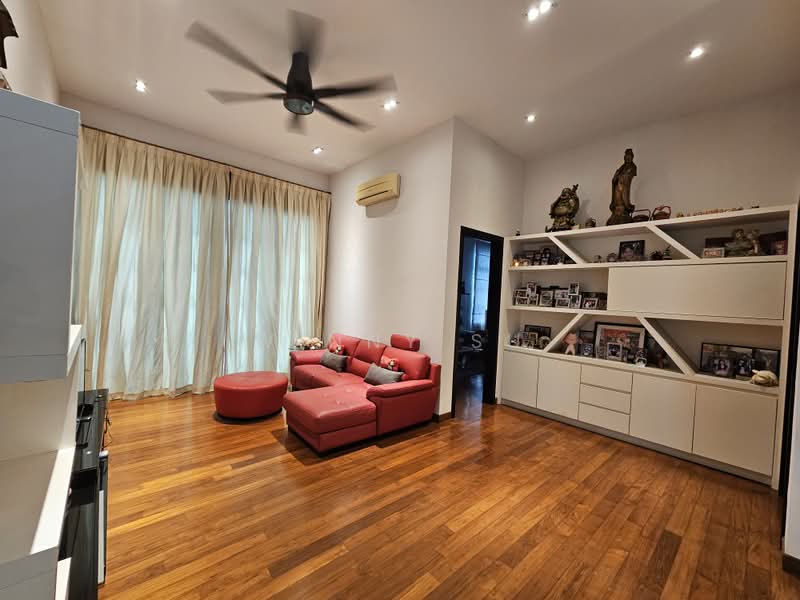 Rumah Berkembar untuk Dijual di Bukit Jelutong (Shah Alam) - Winny Su - Living Room - PropertyGuru.com.my
