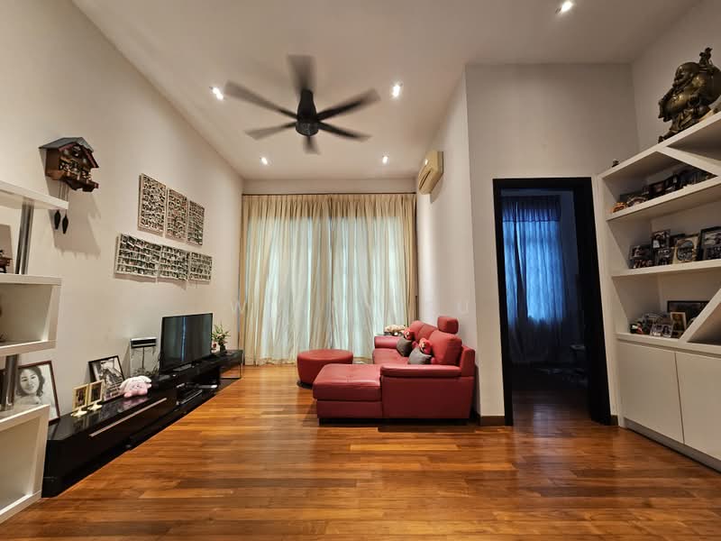 Rumah Berkembar untuk Dijual di Bukit Jelutong (Shah Alam) - Winny Su - Living Room - PropertyGuru.com.my