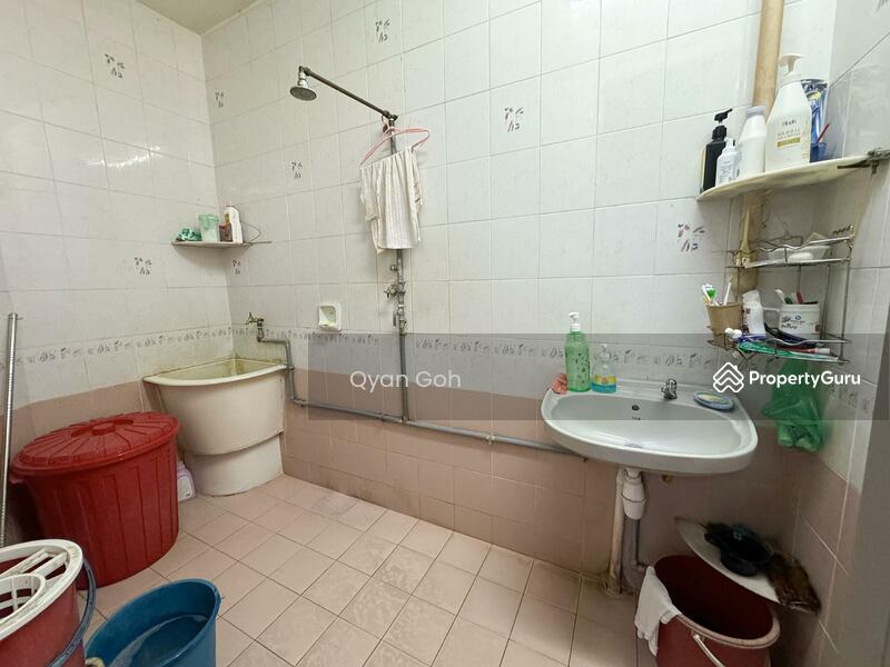 For Sale - Big Car Porch-Reno 3 Sty Terrace-P Ramlee Jelutong near Heng Ee School