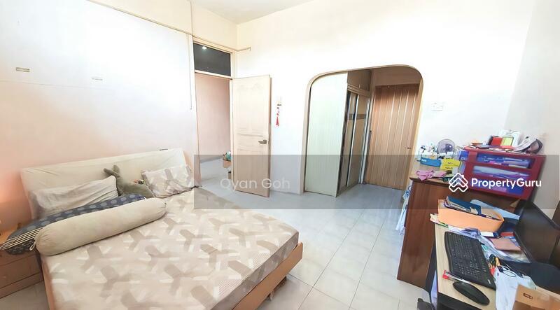 For Sale - Big Car Porch-Reno 3 Sty Terrace-P Ramlee Jelutong near Heng Ee School