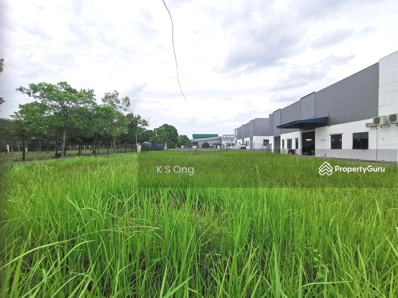For Rent - Eco Business Park 1