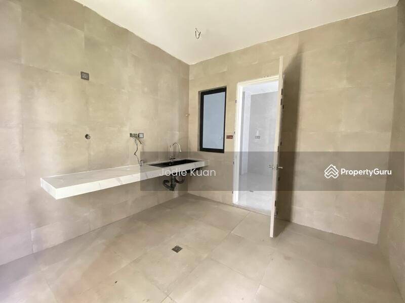 WET KITCHEN