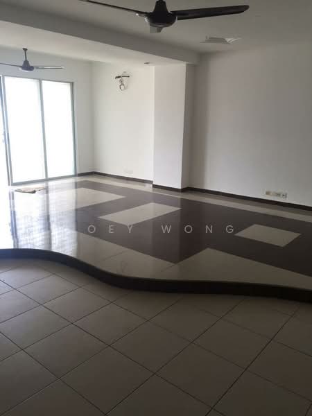 Rumah Teres 2 Tingkat untuk Dijual di Taman Putra Prima (Puchong) - Joey Wong - Living Room - PropertyGuru.com.my