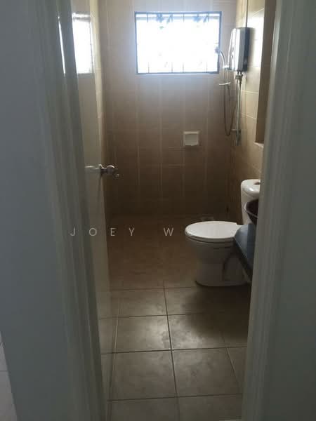 Rumah Teres 2 Tingkat untuk Dijual di Taman Putra Prima (Puchong) - Joey Wong - Bathroom - PropertyGuru.com.my