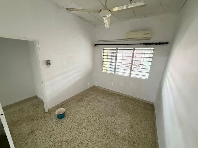Rumah Teres 1 Tingkat untuk Disewa di Taman Pelangi (Johor Bahru) - Jamie Tan - Interior - PropertyGuru.com.my