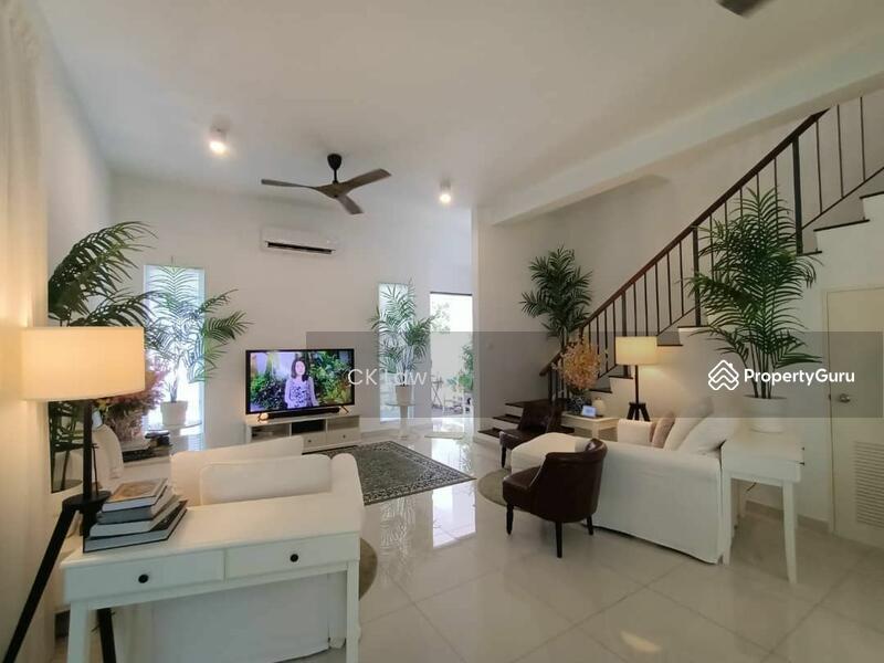 For Sale - Eco Forest Ebonylane, Renovated Garden Home 30x62