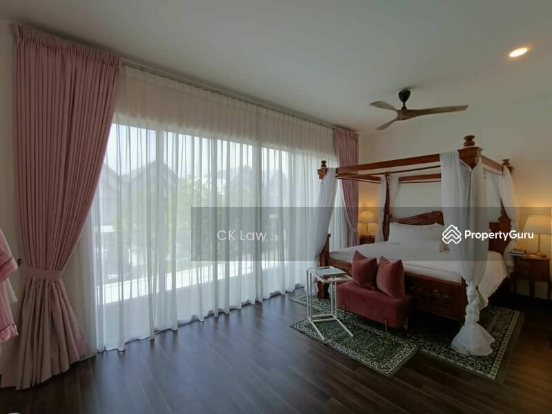 For Sale - Eco Forest Ebonylane, Renovated Garden Home 30x62