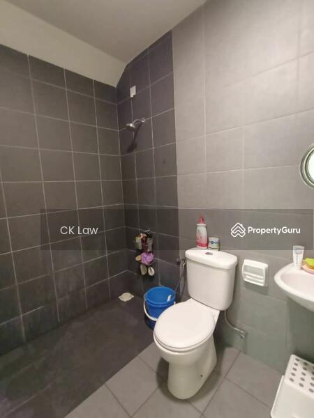 For Sale - Eco Forest Ebonylane, Renovated Garden Home 30x62