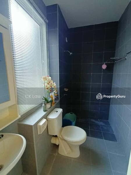 For Sale - Eco Forest Ebonylane, Renovated Garden Home 30x62