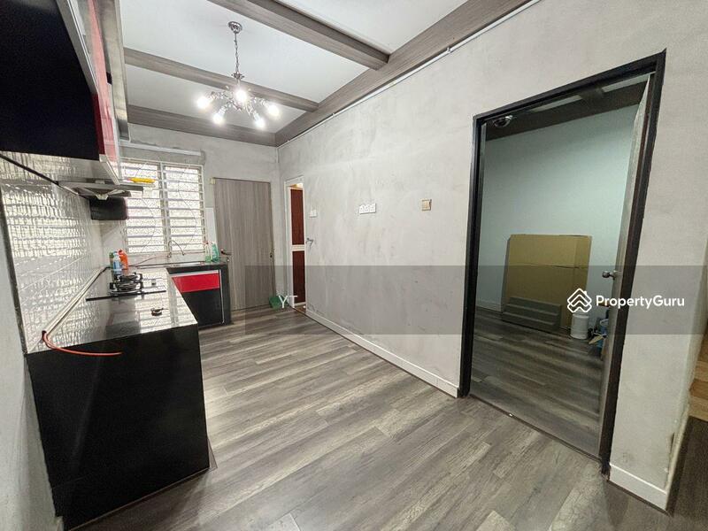 For Sale - taman scientex kelapa sawit