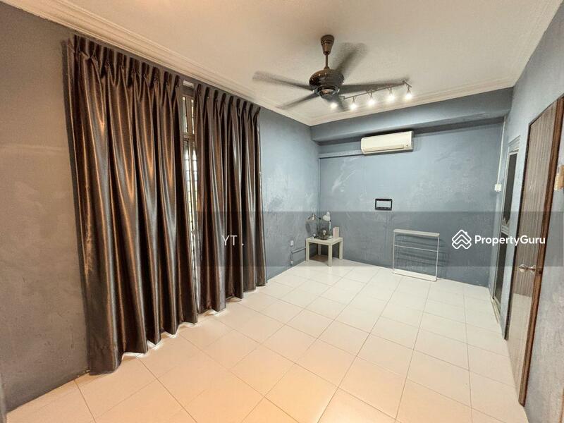 For Sale - taman scientex kelapa sawit