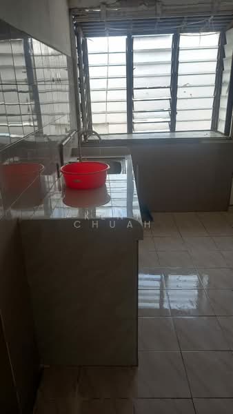 Flat for Rent at Gat Lebuh Macallum - Kent Chuah - Kitchen - PropertyGuru.com.my