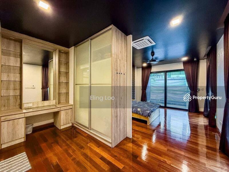 For Sale - Gaia 16